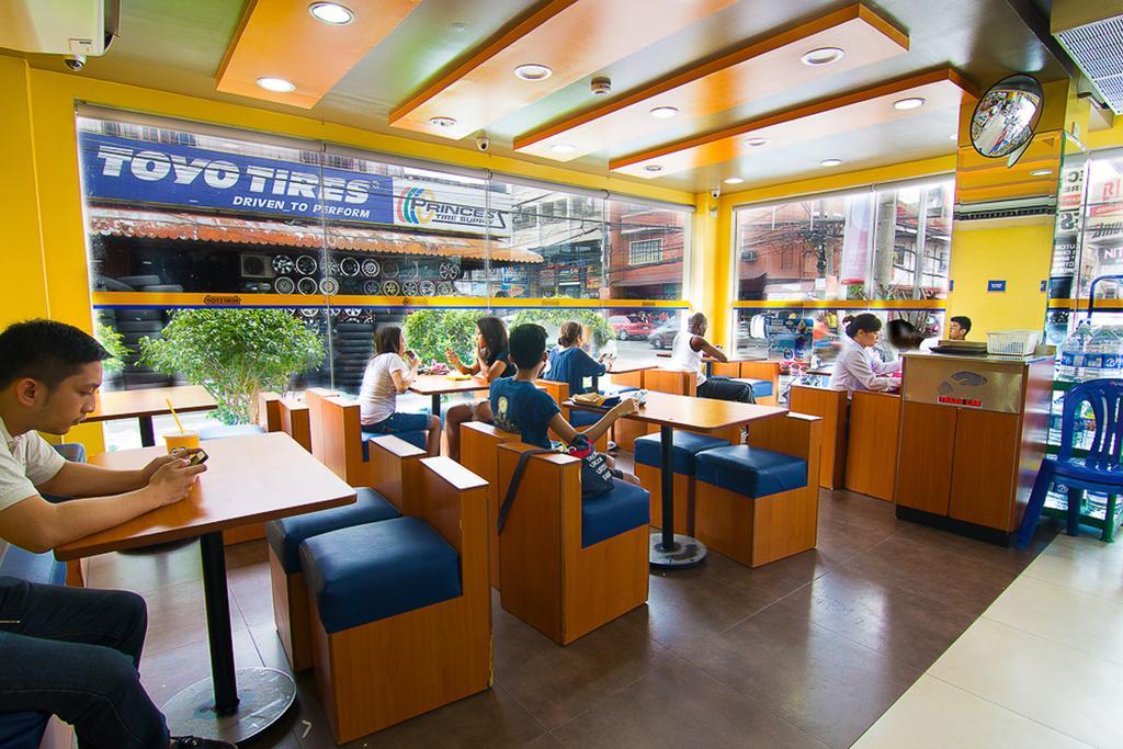 Vip Suite Hotel Makati City Exterior photo